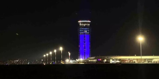 İSG Havalimanı Kulesi Mavi Işıkla Aydınlatıldı